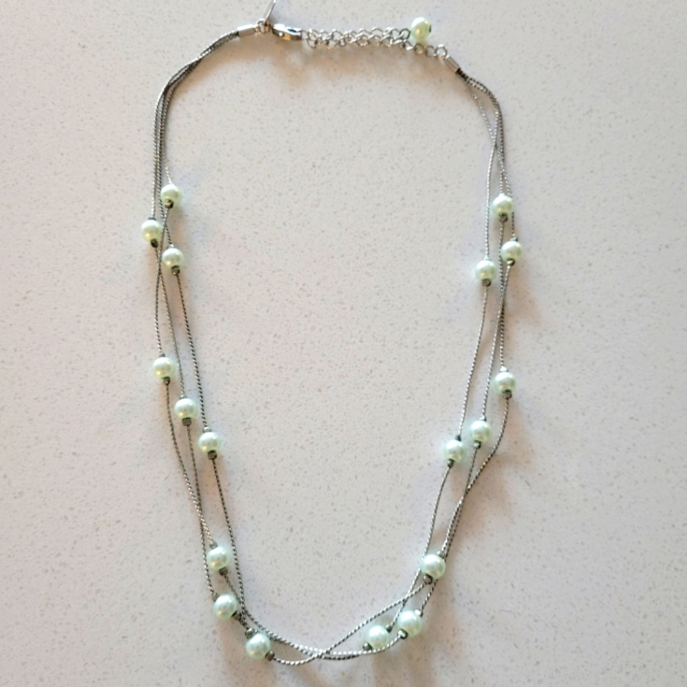 Lia Sophia pearl necklace